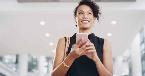 Quels sont les exercices de basket qui peuvent améliorer la communication non verbale sur le terrain ?